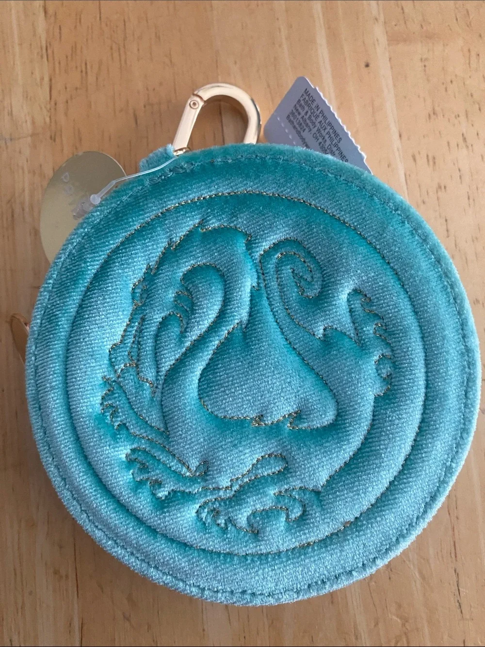 Bath & Body Works Disney Princess Mulan Round Teal bag charm Coin Pouch NWT - Picture 3 of 4